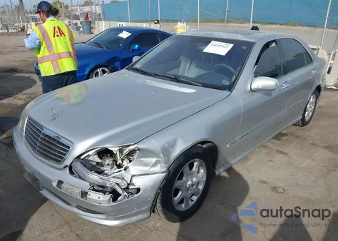 2001 Mercedes-Benz S 430 из США, поврежденный, VIN WDBNG70J11A221376